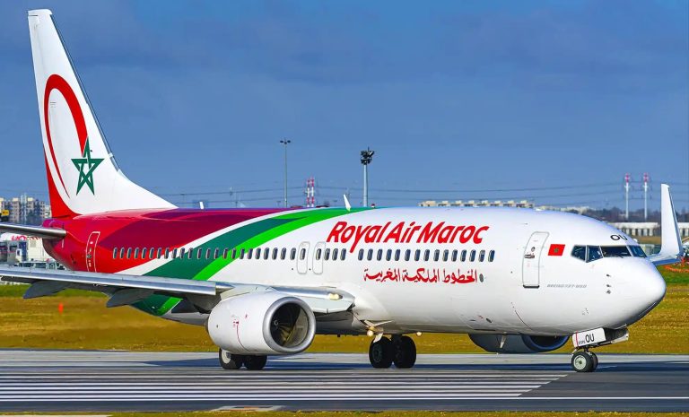 The emergency landing of a Royal Air Maroc plane in Alicante arouses the anger of passengers