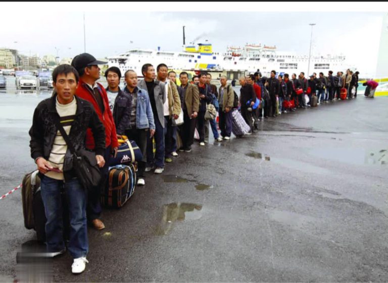The low level of qualification of Algerian workers and the difficulty of integrating Chinese workers push them to leave Algeria