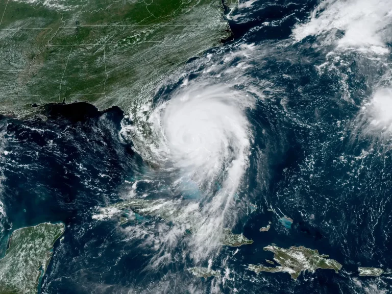 The most violent in 100 years… Hurricane Milton terrorizes Moroccans and Arabs in Florida