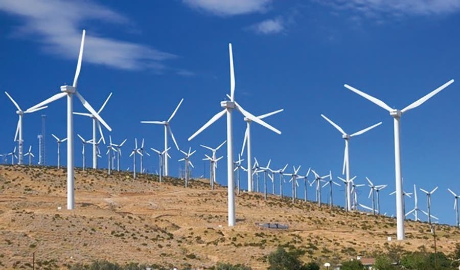 With an investment of around 22 billion dirhams, Benali unveils renewable energy projects in the southern regions