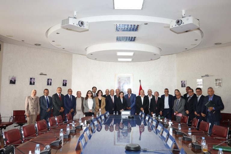 Rabat.. Zakia Driouch chairs a communication meeting with the presidents of the fishing chambers
