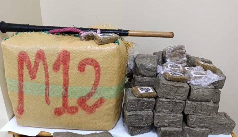 Tangier.. 4 people arrested and 60 kg of Shera seized (photos)