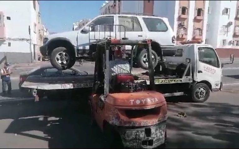 Agadir authorities revolt against the occupation of public property by abandoned cars “Video”