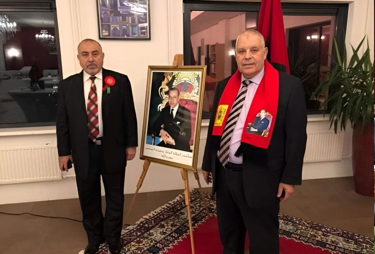 Dutch Moroccans of rural origin respond: “We are faithful patriots to our kingdom.”