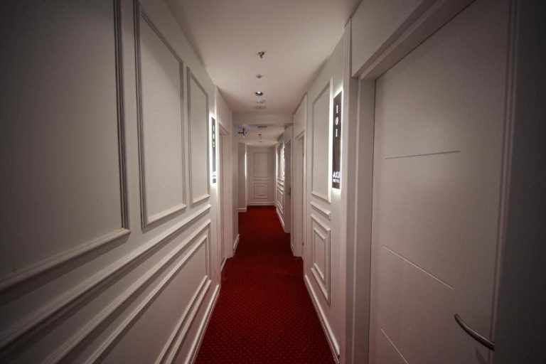 Moroccan atheist evicted from hotel in Nador