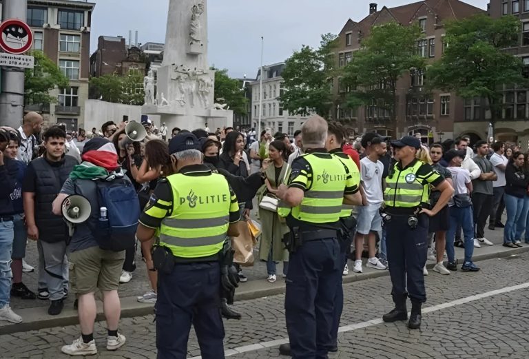 Moroccans in the Netherlands unite their ranks after the events in Amsterdam + statements