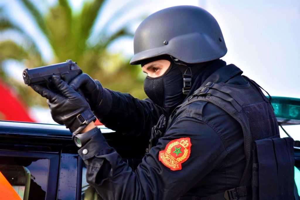 Shooting to arrest a criminal in Casablanca (video)