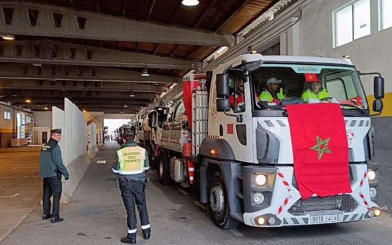 “Soldiers of the desert”… The Spanish press praises the Moroccan rescue teams in Valencia
