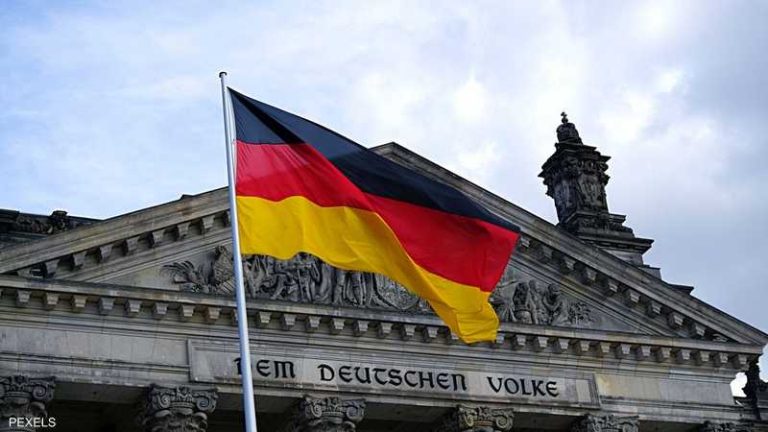 Study: German labor market needs immigrants