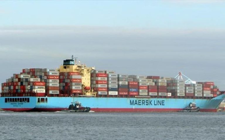 Suspected of transporting weapons to Israel. American ship docks at Tangier port after being “expelled” from Spain