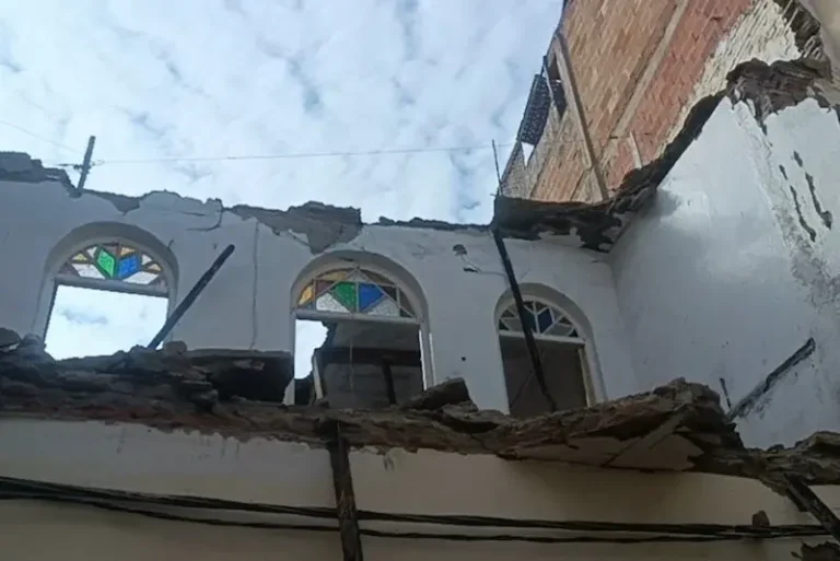 The collapse of an old house in the Grand Palais alerts the authorities