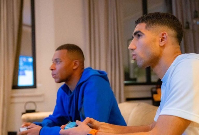 The photo of Achraf Hakimi and Mbappé ignites social networks