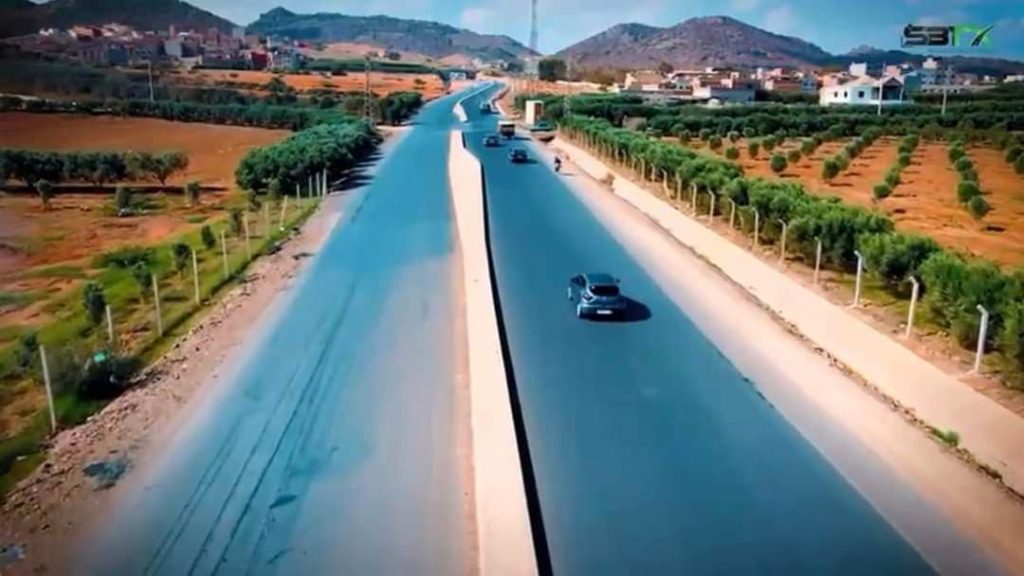 Work to widen national road No. 16 in Nador enters its final phase