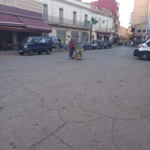 Oujda.. A campaign to clean and free the public domain in the most important streets and alleys