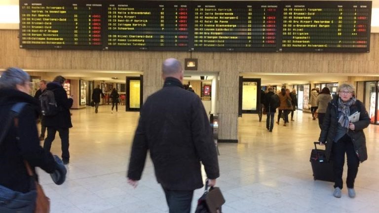 500 members took part in a simulated terrorist attack in a Brussels station