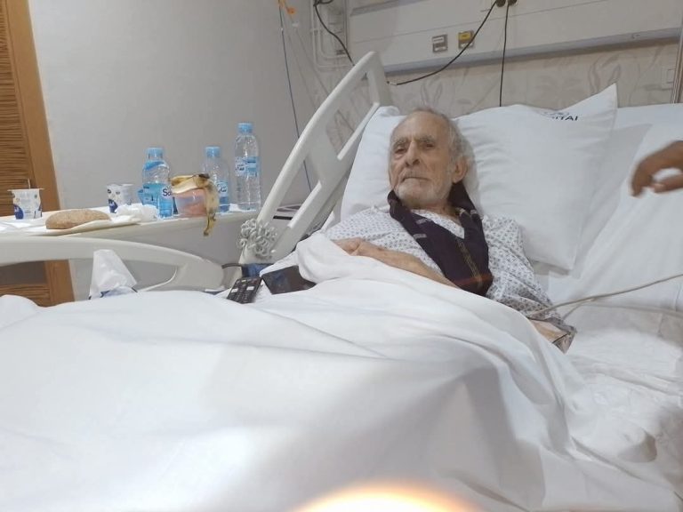 After suffering from an illness… the artist Muhammad Al-Khalfi died