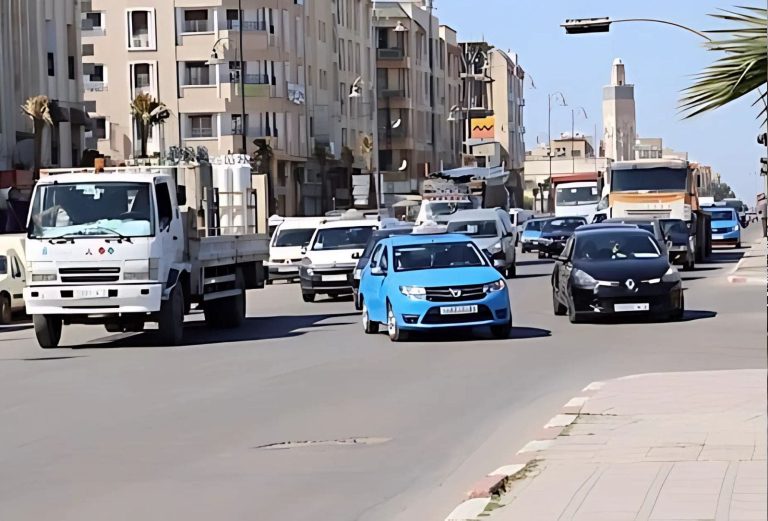 Berrechid security forces arrest 'kidnapped' taxi driver after setting taxi on fire