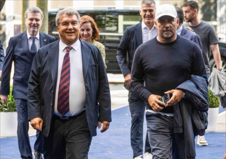 FC Barcelona signs the biggest sports contract in the history of football