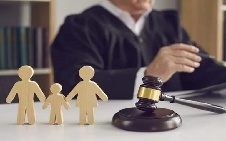 Family Blog Updates: Divorced Woman Retains Custody of Her Children Despite Marriage
