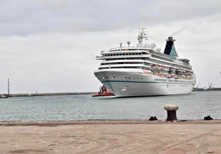 Green fees threaten economy in occupied Melilla