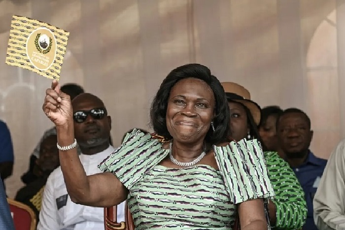 Présidentielle en Côte d'Ivoire : l'ex-première dame Simone Ehivet Gbagbo candidate