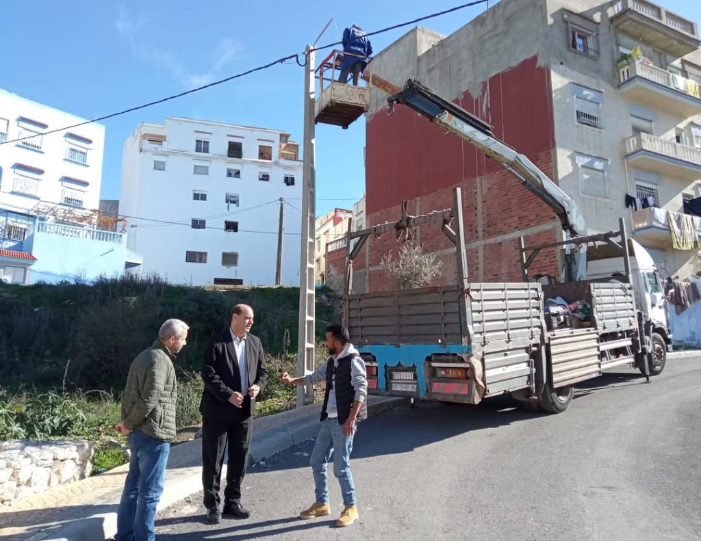 The project to modernize public lighting in Chefchaouen is progressing remarkably