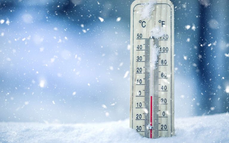 The weather tomorrow Monday: low temperatures and strong winds in some regions