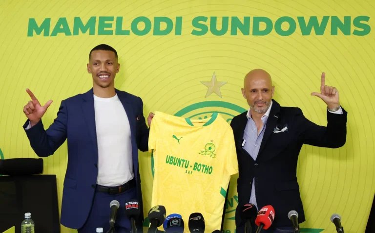 opponent of RAJA this Sunday in Pretoria, Mamelodi Sundowns has just hired a new international coach
