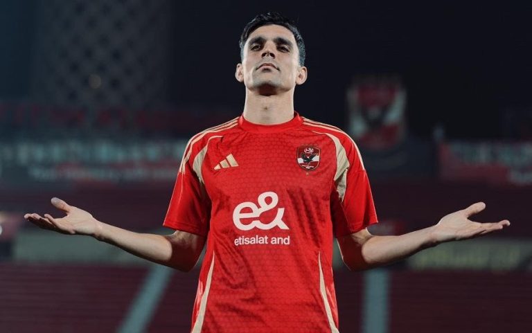 Al -Ahly Al -Masry contracts with the Moroccan player Ashraf Bin Sharqi