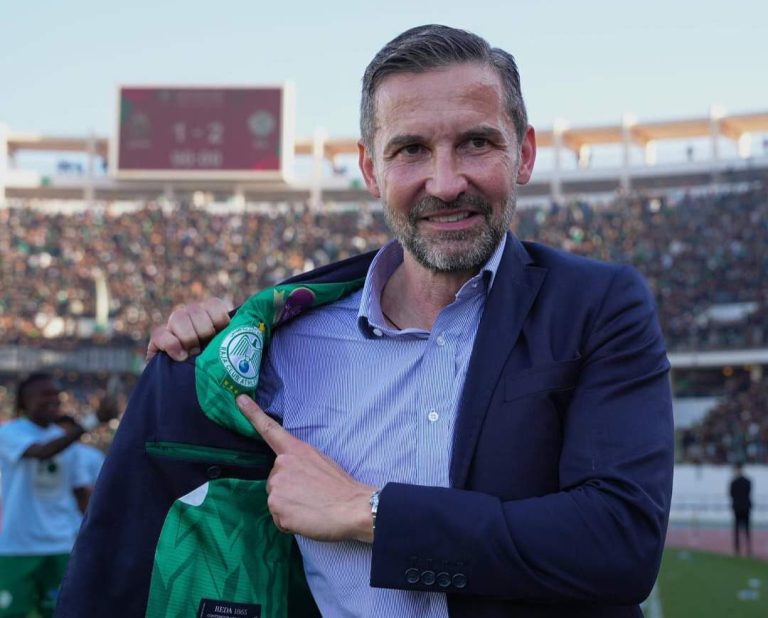 Former Raja coach Zinnbauer resumes training of Algerian team