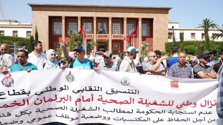 Health unions suspend their strikes