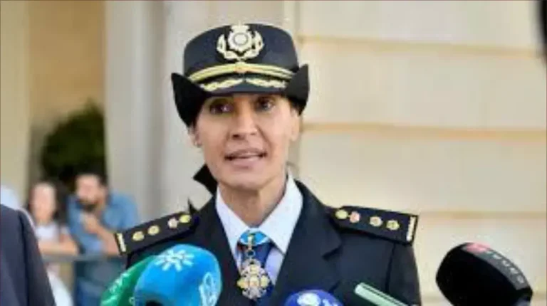 “Laila Idris” is a Moroccan who heads the national police in Jaén