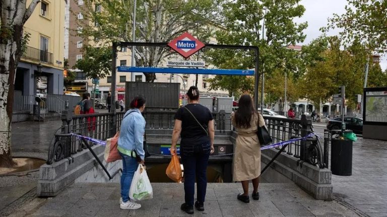 Madrid .. a Moroccan minor trying to commit suicide at the metro station