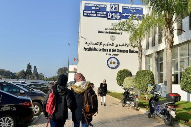 Medical students continue to wait three months due to delay in grant payment