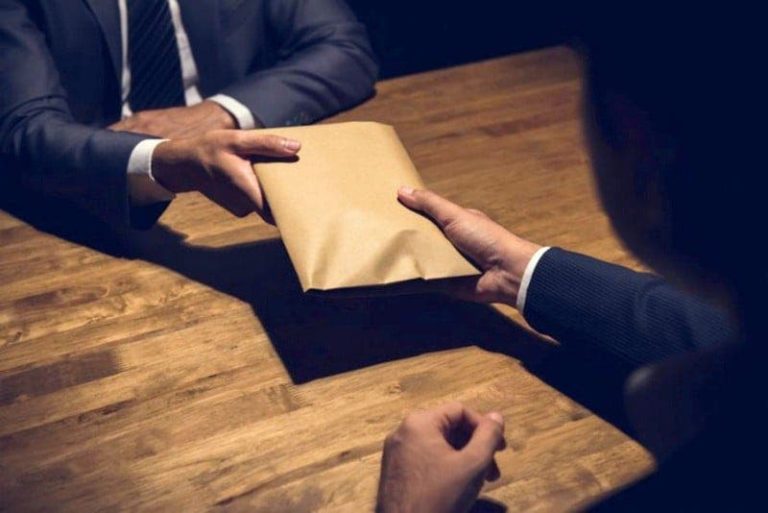 "TRANSBRANSE Maroc" freezes its membership in the National Committee to combat corruption