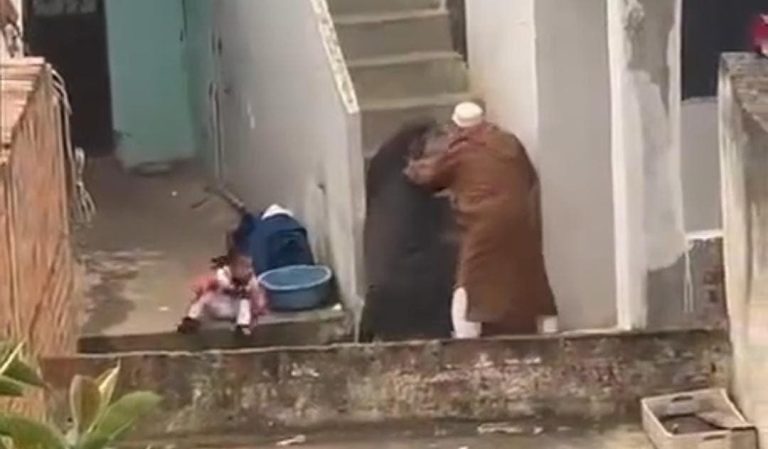 Tetouan.. A conflict over rent ends with the attack of an elderly man against a mother and her daughter