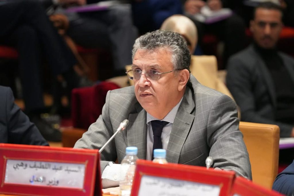 Wehbe recounts an amusing incident: “An error in the description of a citizen almost landed a judicial commissioner in prison. »