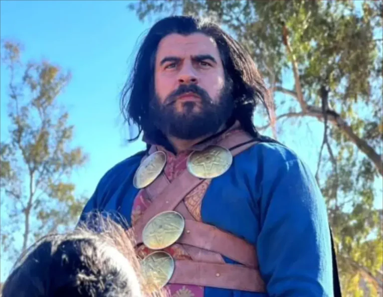 Yassin, the sizes belonging to the Arab screen in a historical role in the "Arab swords"