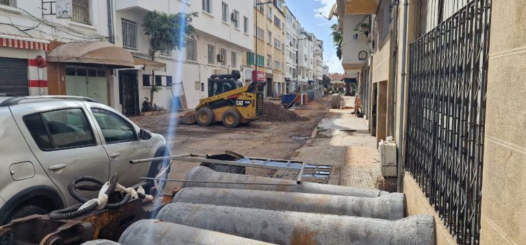 The "random works" threatened the safety of passers -by - by and the drivers of the city of Rabat (photos)