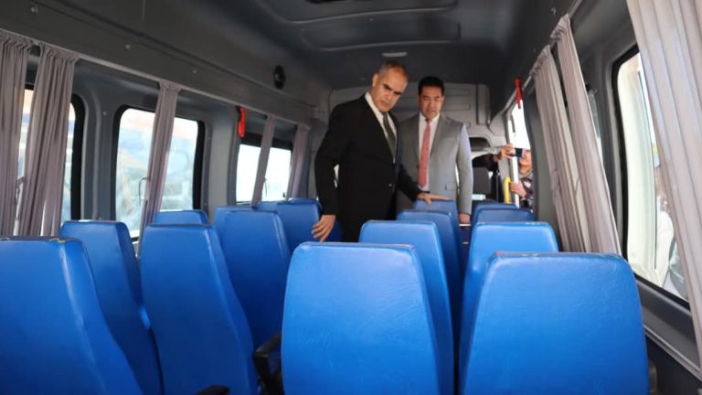 Jarsive .. support for rural education by delivering school transport buses and a water tank (photos)