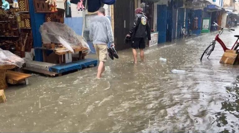 A few minutes of rain exposes the fragility of the infrastructure in Essaouira