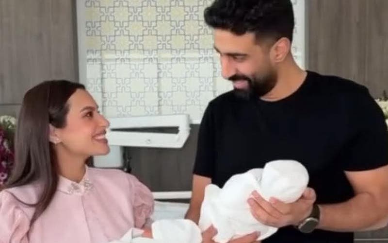 Actress Carmen Suleiman announces the arrival of her twin Talia and Tamara