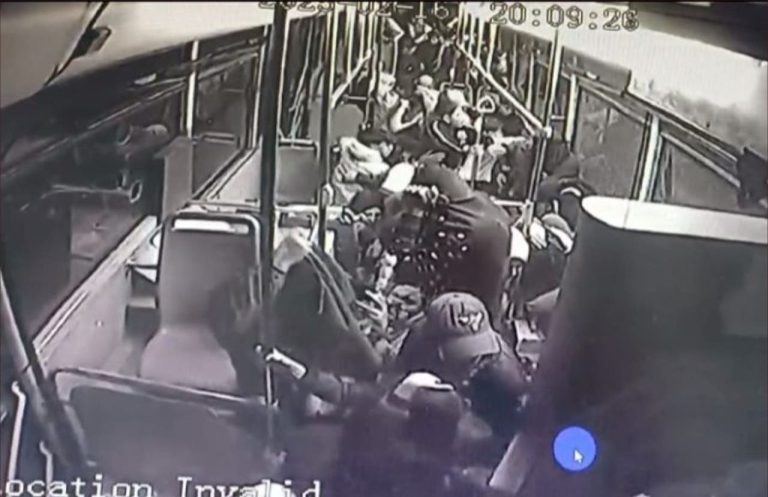 Agadir .. asks to stop people involved in sabotage an urban transport bus