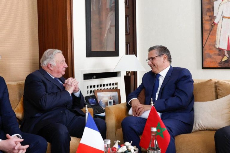 Akhenous receives the French president to improve bilateral relations