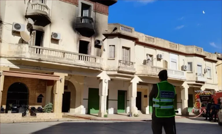 An wandering fire broke out in a residential building in Fez