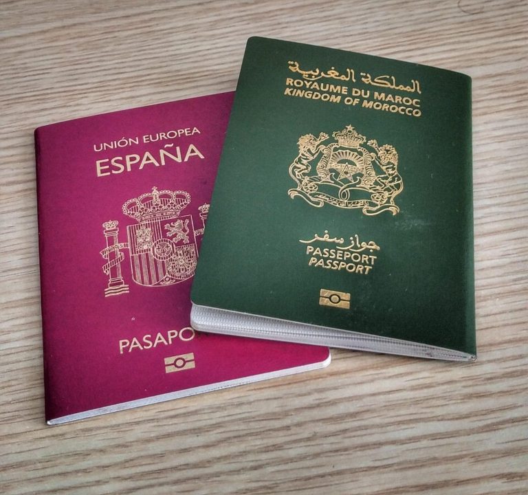Do Moroccans lose their nationality after obtaining Spanish citizenship?