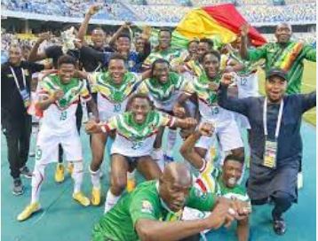 Prochain adversaire du Maroc à la CAN Maroc 2025: Pour le technicien belge Tom Sainfiet, l’objectif du Mali est d’atteindre la finale