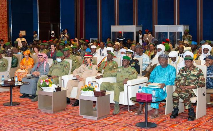 Organisée par la Coalition Islamique Militaire Contre le Terrorisme, le Niger accueille la deuxième phase du Programme des États du Sahel: renforcer les capacités humaines afin de lutter efficacement contre les groupes extrémistes dans divers domaines, notamment idéologique, médiatique, financier et militaire