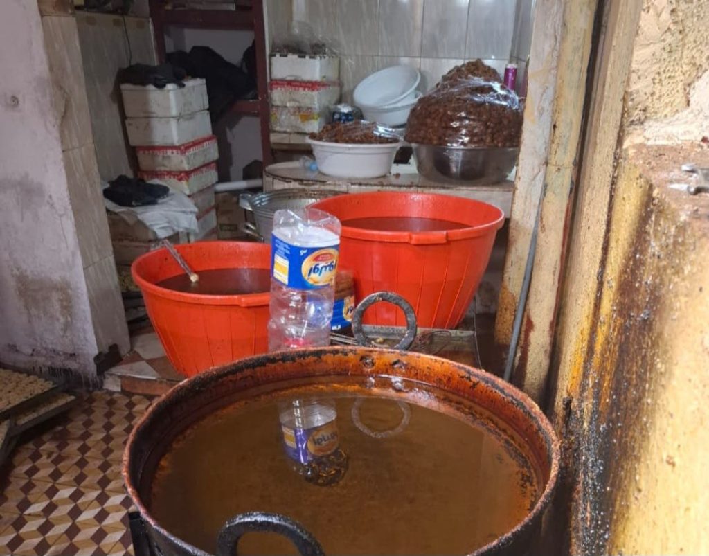Oujda .. Reservation of unhealthy materials used to prepare Ramadan candies