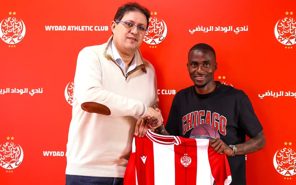 Preparing the CM of clubs, the Wydad strengthens its workforce with the signing of the South African of Mamelodi Sundowns Loch
